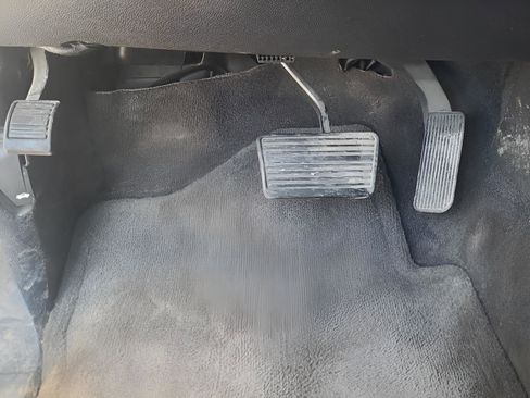 Used 2013 GMC Sierra 2500 Denali w/ Suspension Package, Off-Road image 32