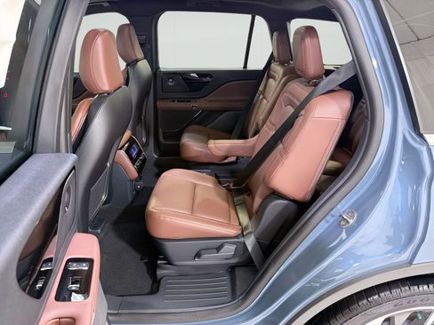 New 2026 Lincoln Aviator Reserve RWD image 25