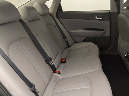 Used 2016 Kia Optima EX image 19