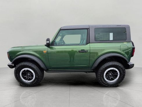 Used 2023 Ford Bronco Badlands w/ Sasquatch Package AWD/4WD image 12