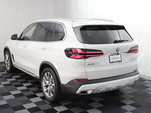 Used 2026 BMW X5 xDrive40i AWD/4WD image 16