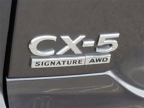 Used 2025 MAZDA CX-5 Signature image 30