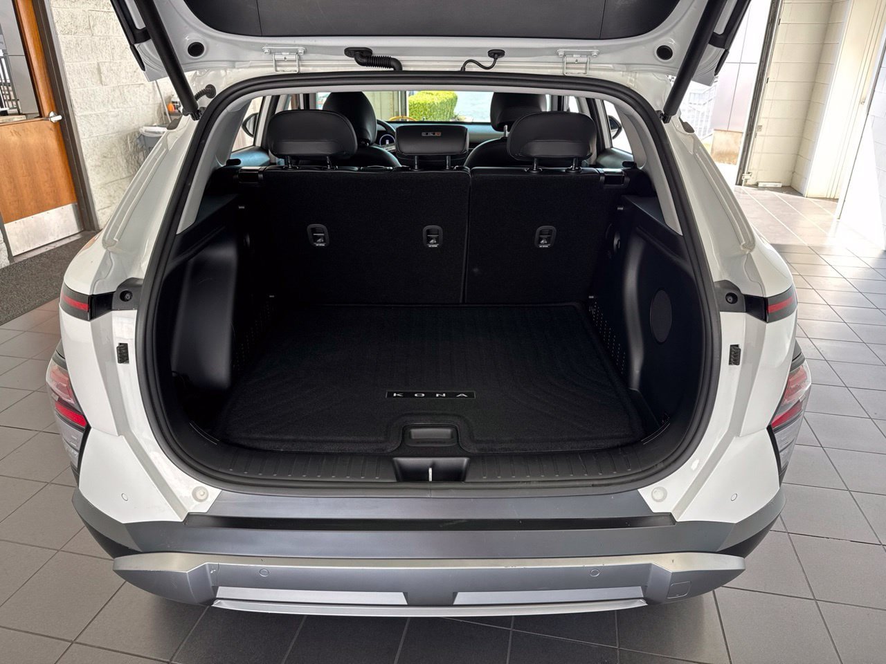 Used 2026 Hyundai Kona Limited AWD/4WD image 9