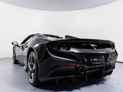 Certified 2022 Ferrari F8 Tributo image 26