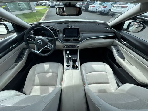 Used 2019 Nissan Altima 2.5 SV image 17