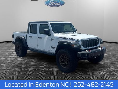 Used 2024 Jeep Gladiator Rubicon w/ Convenience Group AWD/4WD image 8