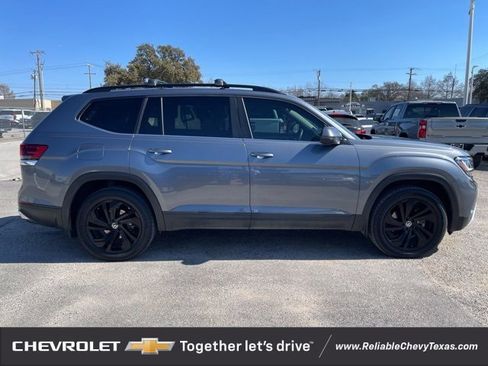 Used 2022 Volkswagen Atlas SE image 6