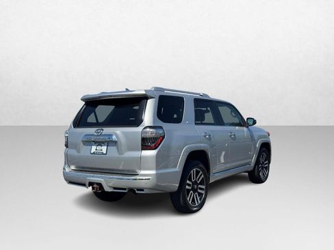 Used 2019 Toyota 4Runner Limited AWD/4WD image 8