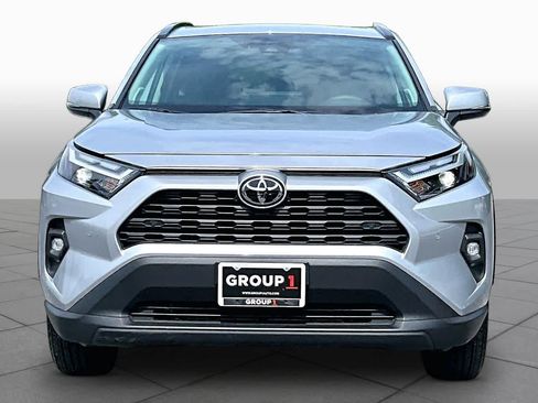 Used 2025 Toyota RAV4 XLE Premium w/ Weather Package AWD/4WD image 4