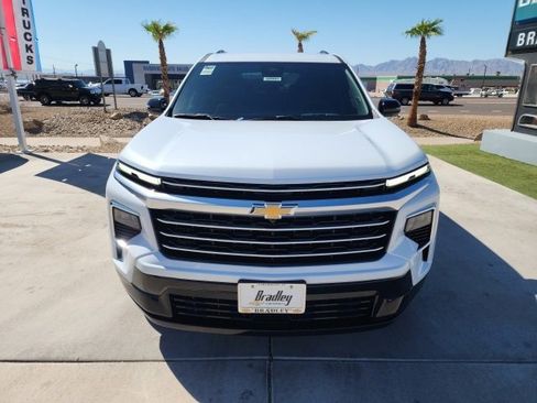 New 2026 Chevrolet Traverse High Country w/ LPO, Floor Liner Package image 9