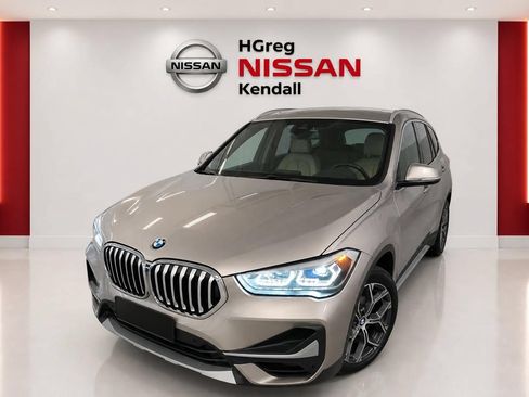 Used 2021 BMW X1 xDrive28i w/ Convenience Package AWD/4WD image 3