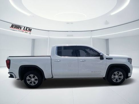 Used 2025 GMC Sierra 1500 SLT w/ SLT Convenience Package RWD image 2