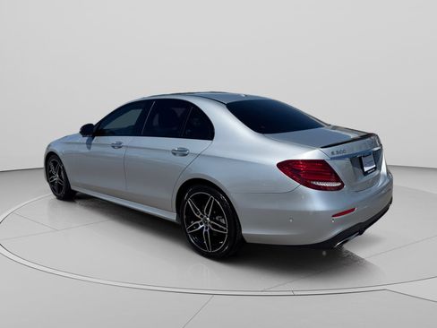 Used 2019 Mercedes-Benz E 300 4MATIC image 3