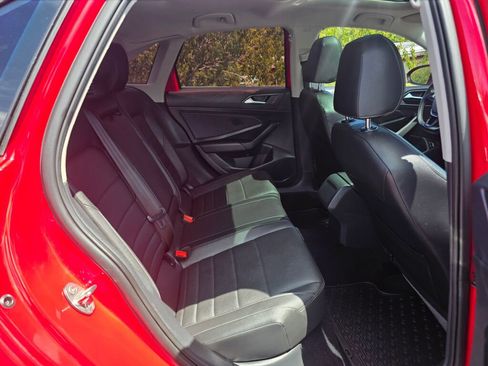 Used 2021 Volkswagen Jetta SE image 43