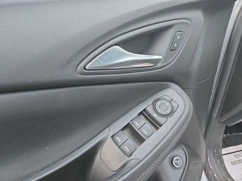 Used 2023 Buick Encore GX Select w/ Sport Touring Package image 10