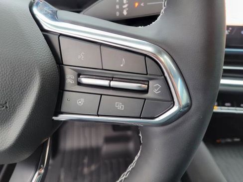 New 2026 Chevrolet Equinox EV LT image 23