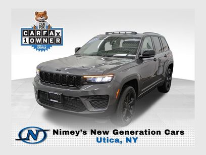 Used 2023 Jeep Grand Cherokee Altitude