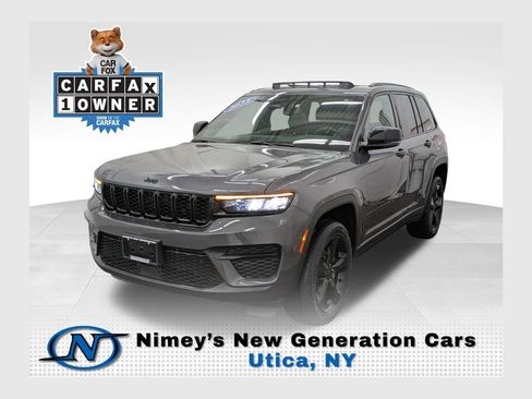 Used 2023 Jeep Grand Cherokee Altitude AWD/4WD image 1
