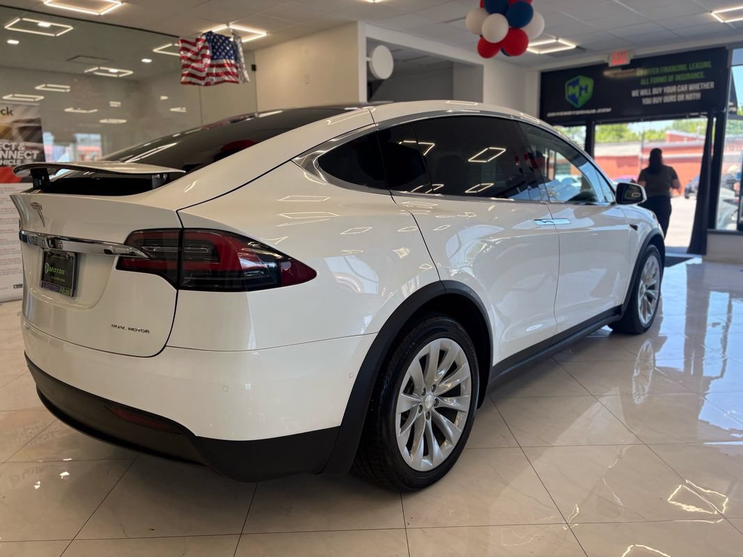 Used 2019 Tesla Model X AWD/4WD image 14