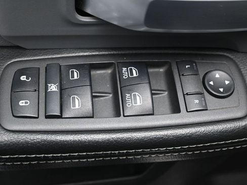 Used 2022 RAM 2500 Big Horn image 17