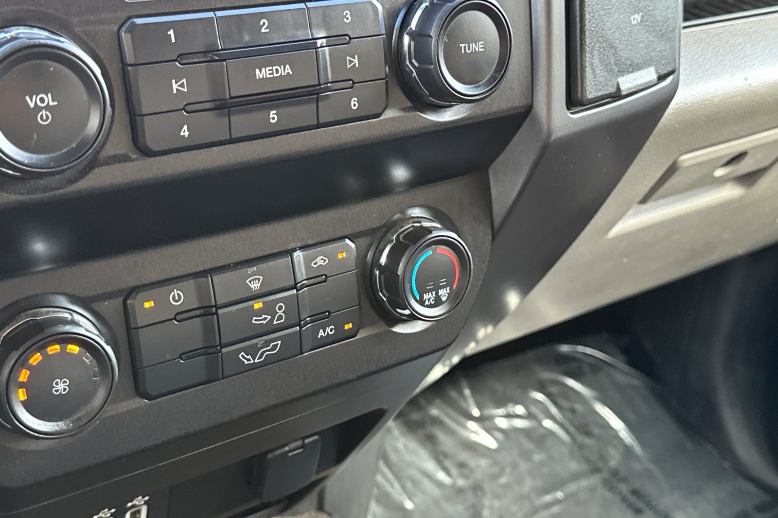 Used 2020 Ford F150 XLT AWD/4WD image 29