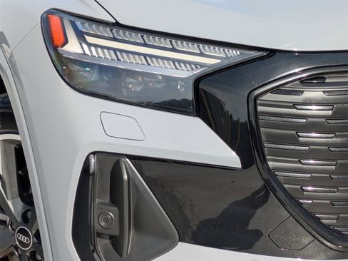 Used 2023 Audi Q4 e-tron Prestige image 25