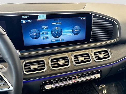 Certified 2025 Mercedes-Benz GLE 350 4MATIC image 16