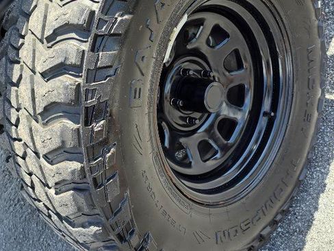 Used 2018 Jeep Wrangler Unlimited Sport S AWD/4WD image 16