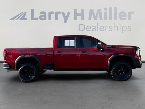 Used 2024 GMC Sierra 2500 AT4X w/ AT4X AEV Edition AWD/4WD image 7