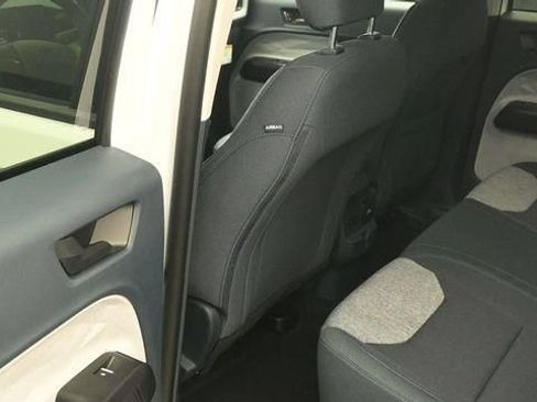 New 2026 Ford Maverick XLT w/ XLT Luxury Package FWD image 10
