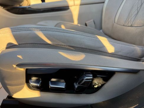 Used 2016 BMW 740i RWD image 16