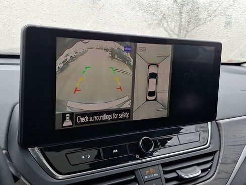 Used 2023 Nissan Altima 2.5 SL image 4