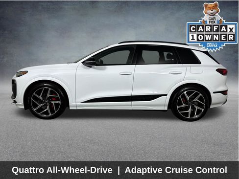Used 2025 Audi SQ6 e-tron Premium Plus w/ Premium Plus AWD/4WD image 5
