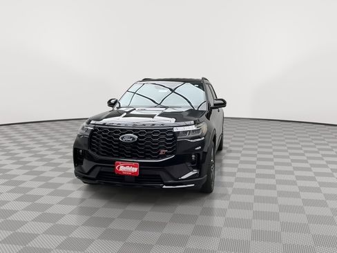 New 2026 Ford Explorer ST AWD/4WD image 38