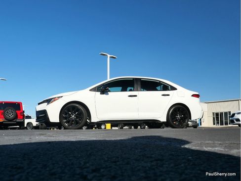 Used 2022 Toyota Corolla SE image 15