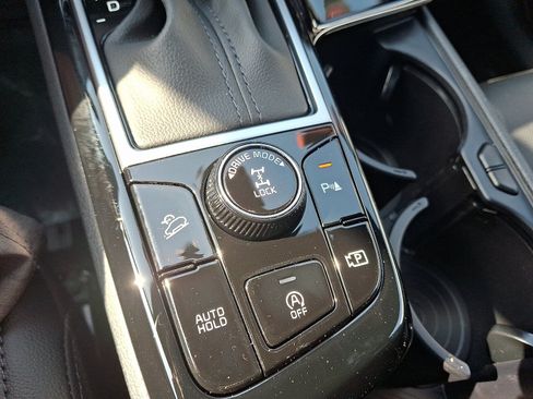 Used 2025 Kia Sportage X-Line w/ Premium Package AWD/4WD image 16
