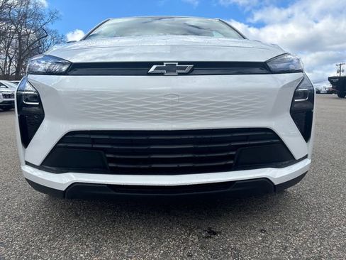 New 2027 Chevrolet Bolt LT w/ Comfort Package FWD image 21