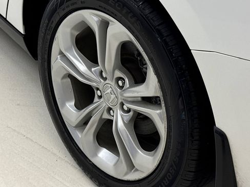 Certified 2023 Honda Accord LX image 10