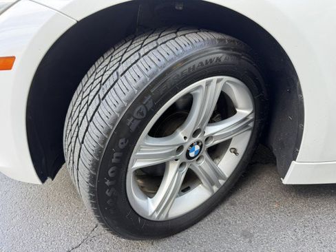 Used 2015 BMW 320i Sedan RWD image 40
