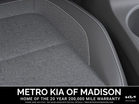 New 2026 Kia Seltos S image 24