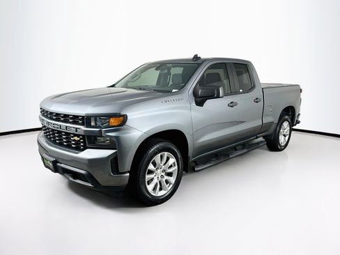 Used 2021 Chevrolet Silverado 1500 Custom RWD image 3