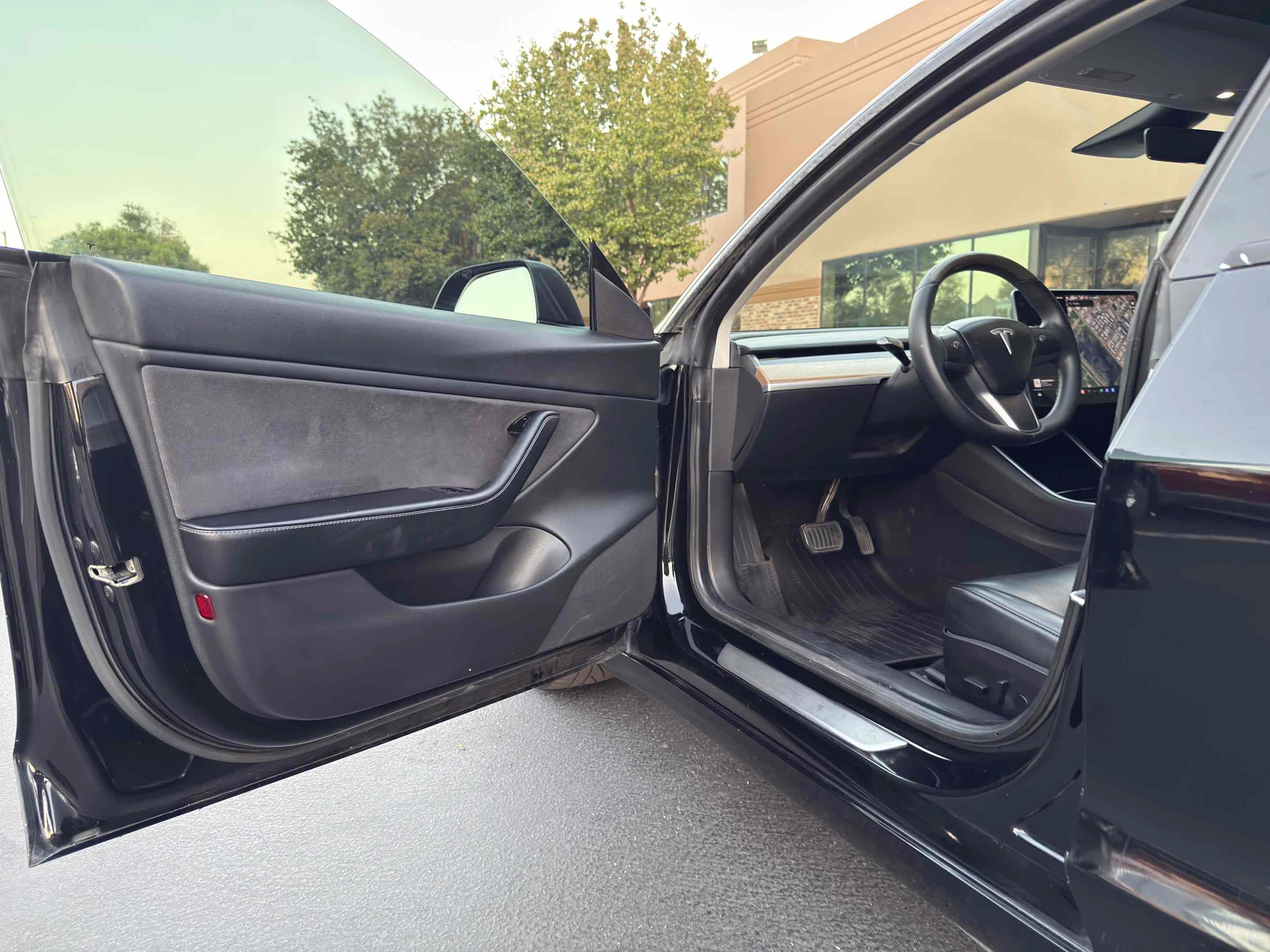 Used 2019 Tesla Model 3 Long Range AWD/4WD image 28