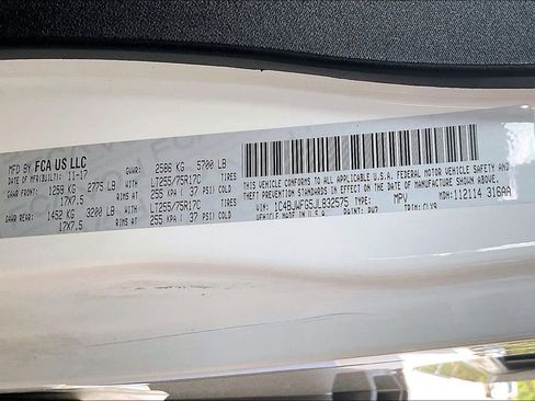 Used 2018 Jeep Wrangler Unlimited Rubicon image 30