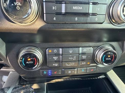 Used 2020 Ford F150 Raptor w/ Equipment Group 802A Luxury AWD/4WD image 11