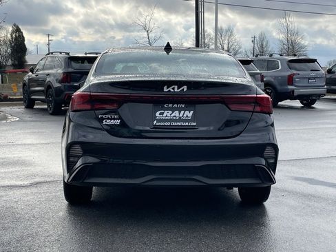 Certified 2024 Kia Forte LXS w/ LXS Technology Package image 6