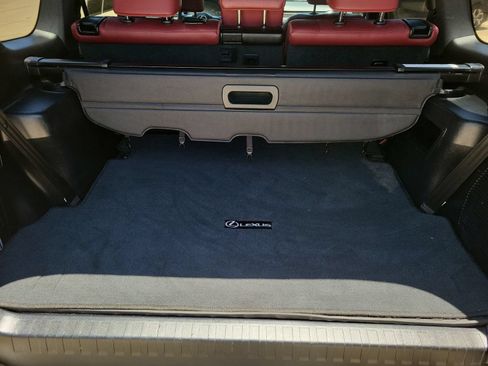 Used 2023 Lexus GX 460 Luxury w/ Accessory Package AWD/4WD image 26