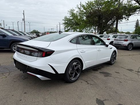 New 2026 Hyundai Sonata SEL FWD image 7