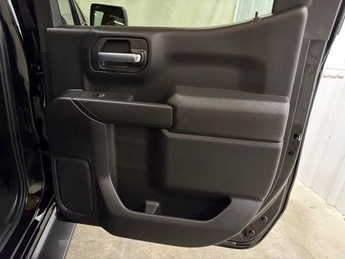 Used 2023 Chevrolet Silverado 1500 Custom AWD/4WD image 14