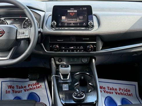 New 2026 Nissan Rogue SV image 25