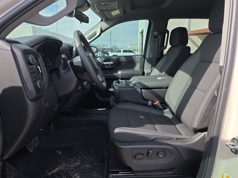 New 2026 Chevrolet Silverado 1500 Custom Trail Boss w/ Dark Appearance Package image 12